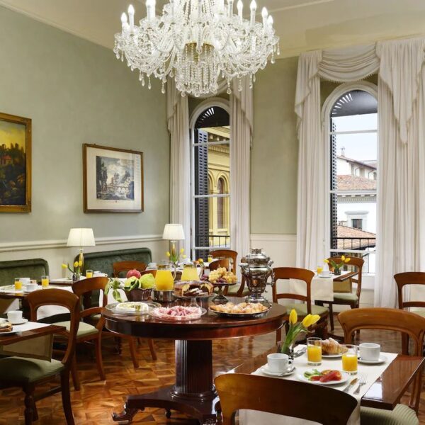 Yeganehtours.com_Pendini_Hotel_Florence_15