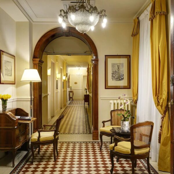 Yeganehtours.com_Pendini_Hotel_Florence_18