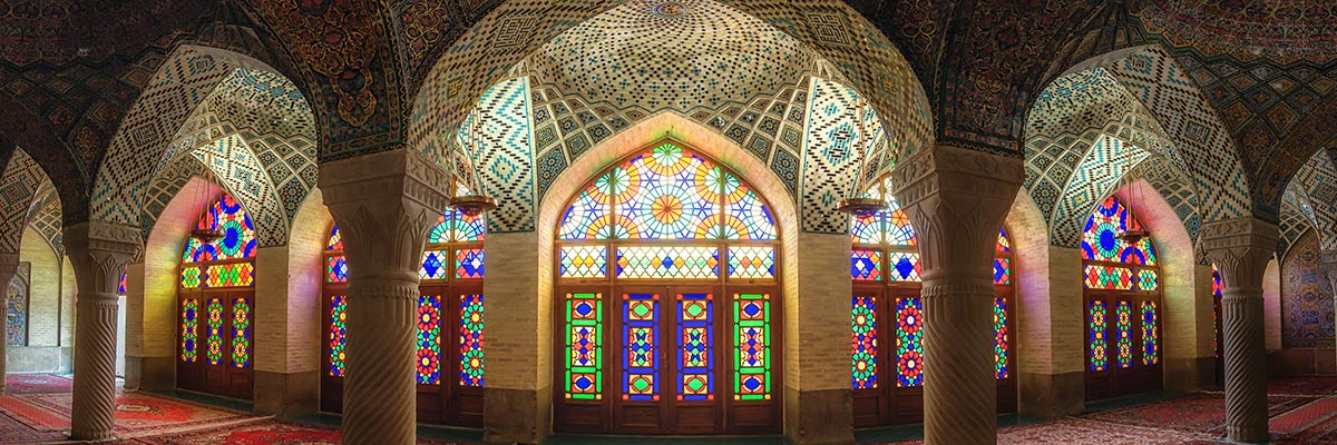 مسجد نصیرالملک شیراز - شبستان رنگین کمان - 1
