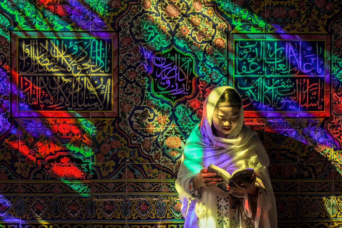 گردشگر چینی در مسجد نصیرالملک شیراز