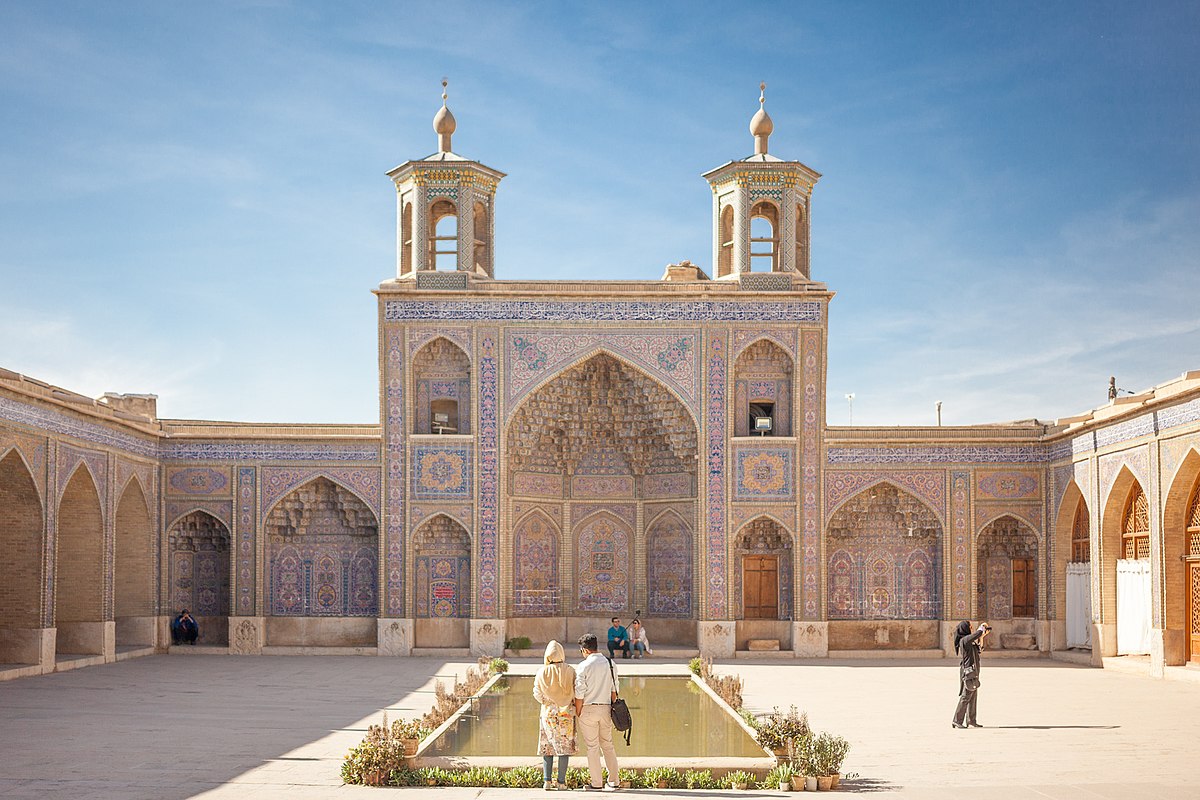مسجد نصیرالملک شیراز - ایوان جنوبی مسجد - 5