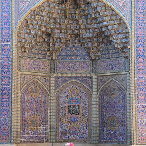 مسجد نصیرالملک شیراز - ایوان جنوبی مسجد - 2