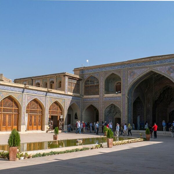 مسجد نصیرالملک شیراز - ایوان شمالی (طاق مروارید) - 5