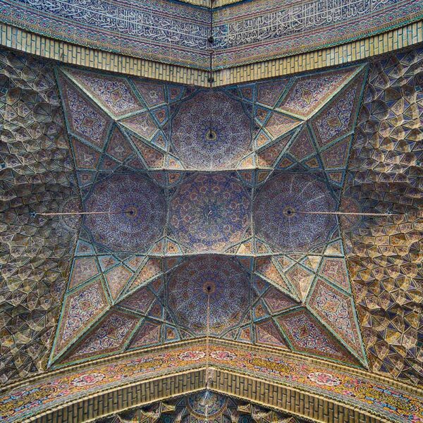 مسجد نصیرالملک شیراز - ایوان شمالی (طاق مروارید) - 3