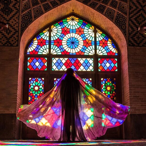 مسجد نصیرالملک شیراز - شبستان رنگین کمان - 3