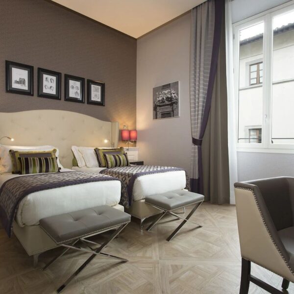 Yeganehtours.com_Spadai_Hotel_Florence_04