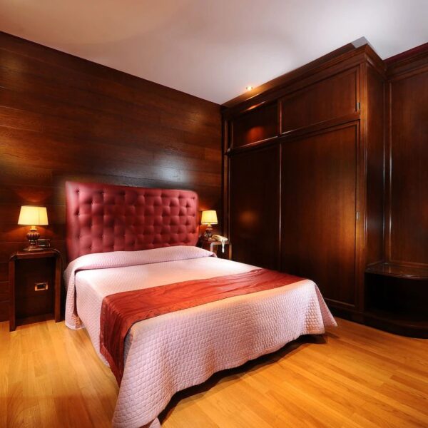 Yeganehtours.com_Abbazia_Hotel_Venice_07