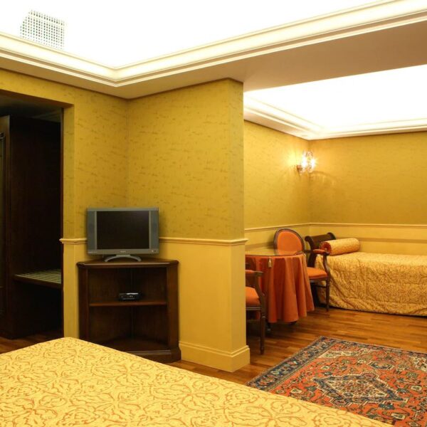 Yeganehtours.com_Al_Codega_Hotel_Venice_02