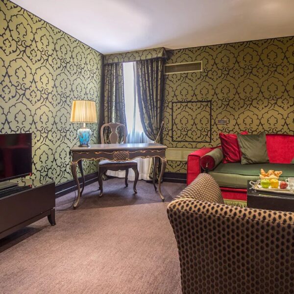 Yeganehtours.com_Aqua_Palace_Hotel_Venice_09