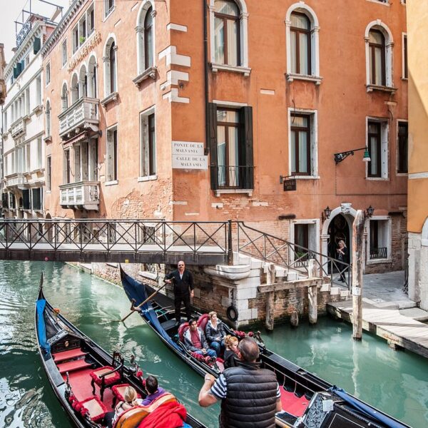 Yeganehtours.com_Aqua_Palace_Hotel_Venice_14