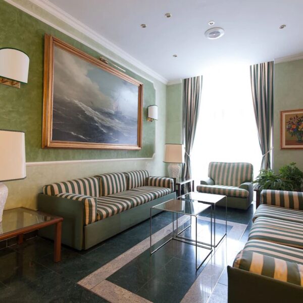 Yeganehtours.com_Flora_Hotel_Milan_03 هتل فلورا میلان - اتاق ها - عکس شماره 11