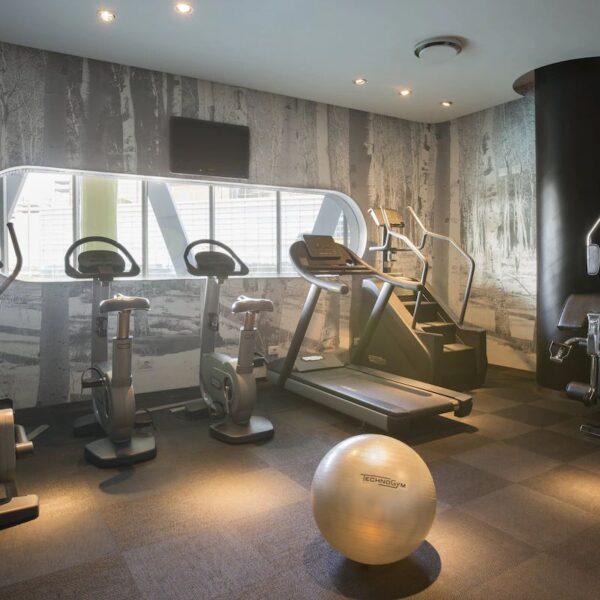 Yeganehtours.com_Voco_Hotel_Milan_29