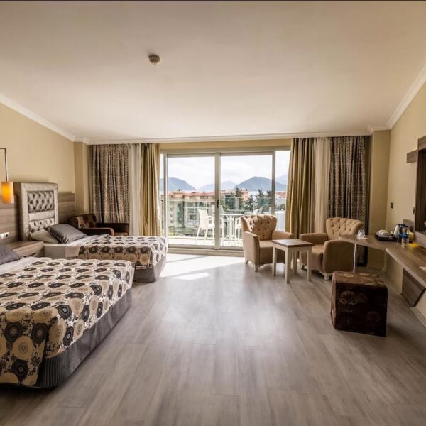 Yeganehtours.com_Green_Nature_Diamond_Marmaris_15