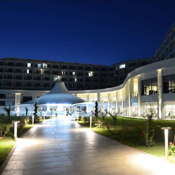 Yeganehtours.com_Green_Nature_Diamond_Marmaris_18