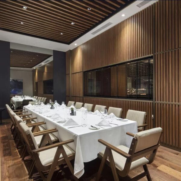 Yeganehtours.com_Hilton_Maslak_Istanbul_Hotel_13