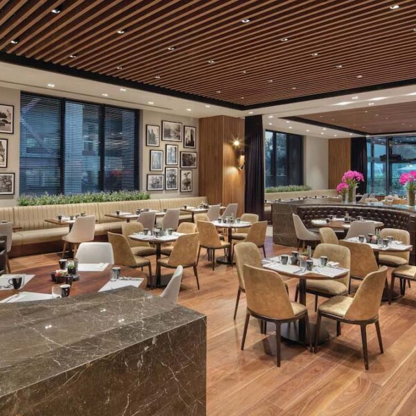 Yeganehtours.com_Hilton_Maslak_Istanbul_Hotel_29