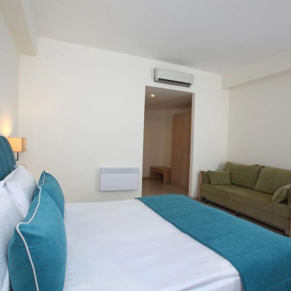 Yeganehtours.com_Mandarin_Resort_Hotel_Bodrum_01