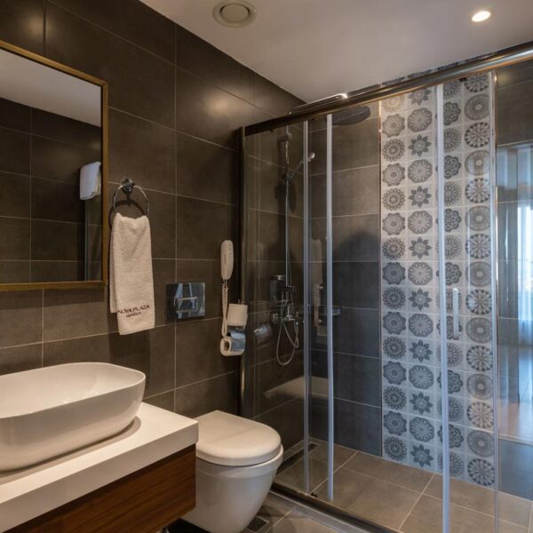 Yeganehtours.com_Nova_Plaza_Crystal_Hotel_Istanbul_15