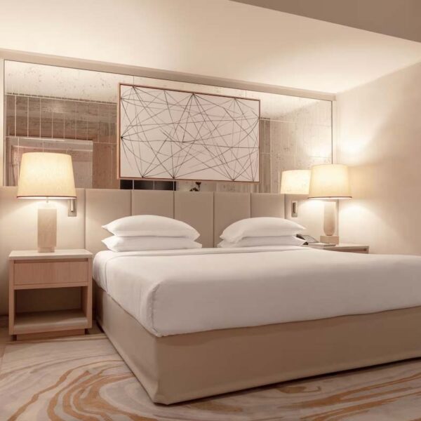 Yeganehtours.com_Park_Hyatt_Hotel_Milan_04