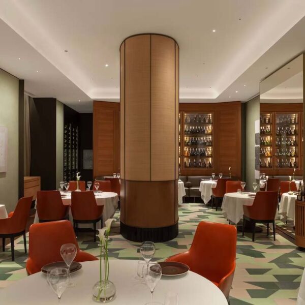 Yeganehtours.com_Park_Hyatt_Hotel_Milan_16