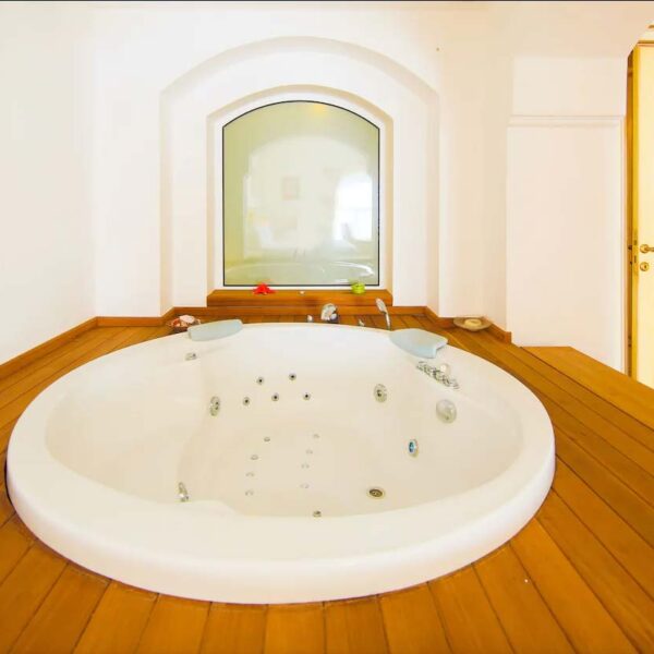 Yeganehtours.com_Salmakis_Resort_Hotel_Bodrum_21