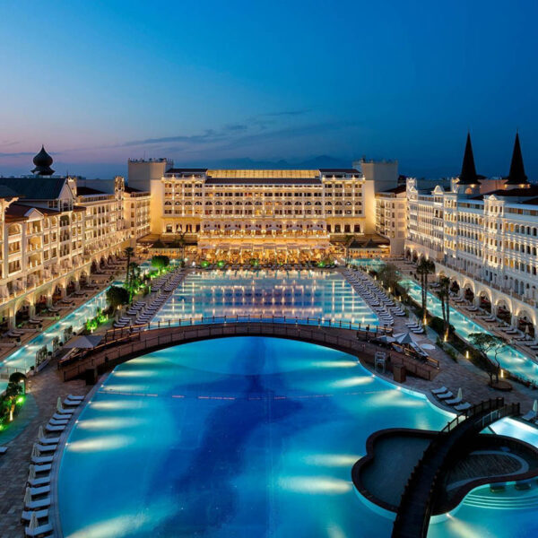 Yeganehtours.com_Titanic_Mardan_Palace_Lara_Antalya_Main هتل تایتانیک مردان پالاس لارا آنتالیا - Titanic Mardan Palace Lara Antalya