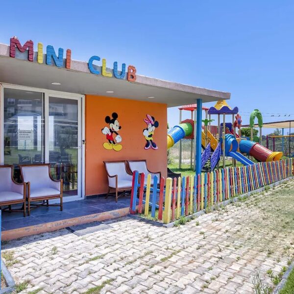 Yeganehtours.com_Royal_Towers_Lara_Antalya_19