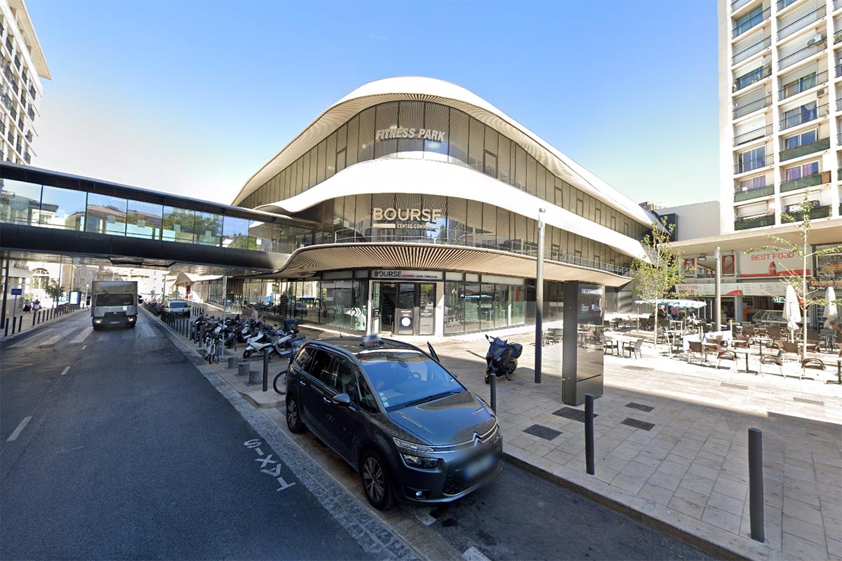 مرکز خرید سنتر کامرشال بورس مارسی - Commercial Center Bourse Marseille