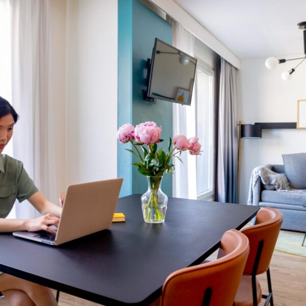 Yeganehtours.com_Aparthotel_Adagio_Annecy_Centre_14