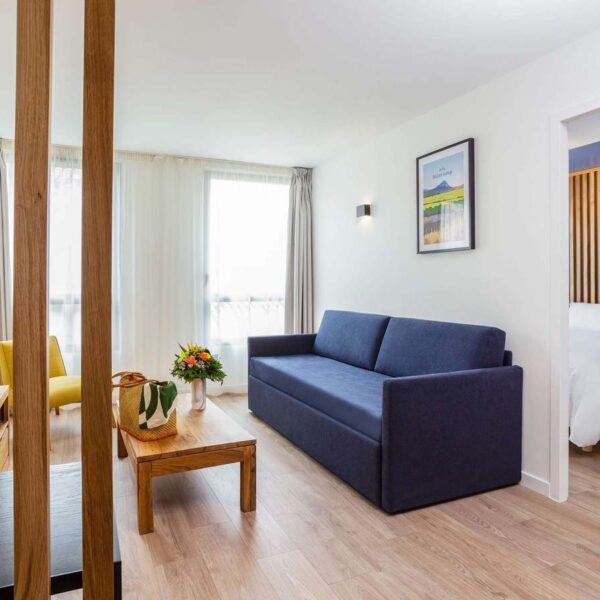Yeganehtours.com_Aparthotel_Adagio_Montpellier_Centre_Comedie_Hotel_07