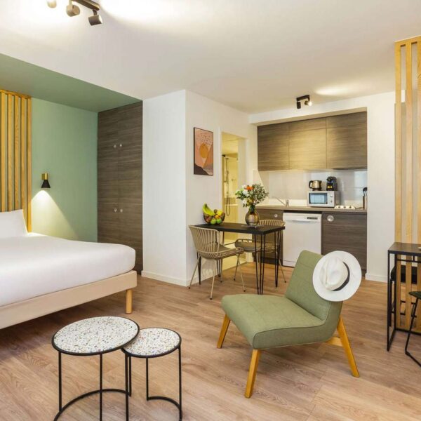 Yeganehtours.com_Aparthotel_Adagio_Montpellier_Centre_Comedie_Hotel_08