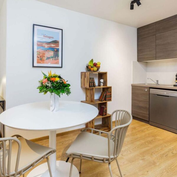 Yeganehtours.com_Aparthotel_Adagio_Montpellier_Centre_Comedie_Hotel_11