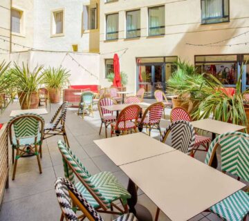 هتل آپارتمان آداجیو کمدی مون پلیه - Aparthotel Adagio Montpellier Centre Comedie