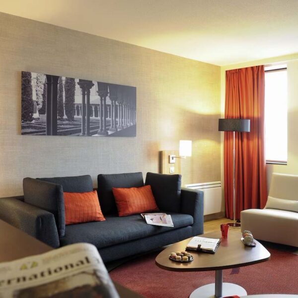 Yeganehtours.com_Aparthotel_Adagio_Toulouse_Centre_Ramblas_Hotel_03