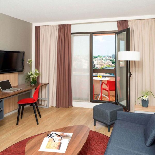 Yeganehtours.com_Aparthotel_Adagio_Toulouse_Centre_Ramblas_Hotel_08