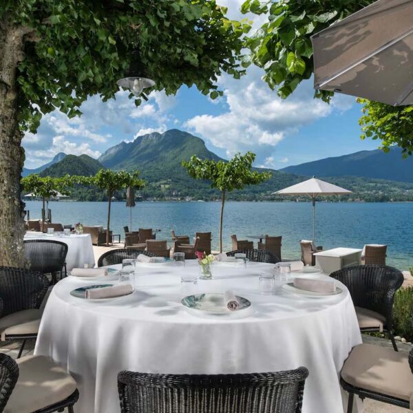 Yeganehtours.com_Auberge_Du_Père_Bise_Hotel_13 Yeganehtours com Auberge Du Père Bise Hotel 13
