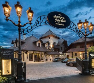 هتل اوبرژ پره بیزه انسی - Auberge de Pere Bise