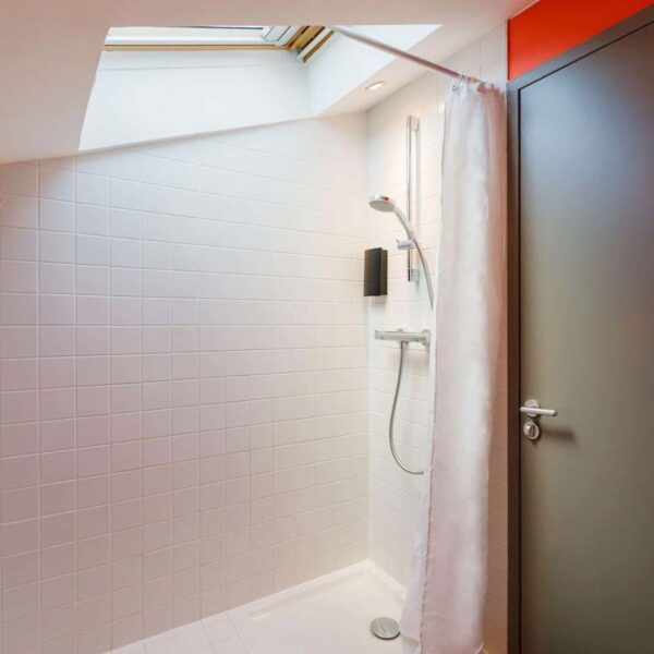 Yeganehtours.com_Greet_Hotel_Lyon_Confluence_04
