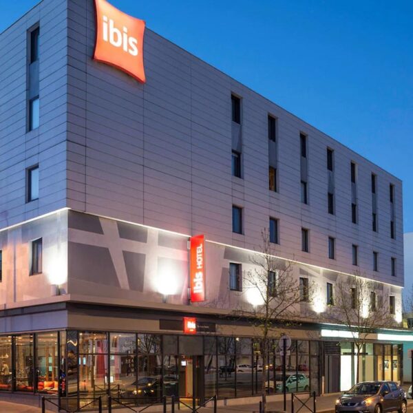 Yeganehtours.com_Ibis_Bordeaux_Centre_Bastide_Main هتل ایبیس بستید بوردو - ibis Bordeaux Centre Bastide
