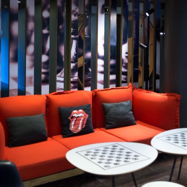 Yeganehtours.com_Ibis_Toulouse_Centre_Hotel_03