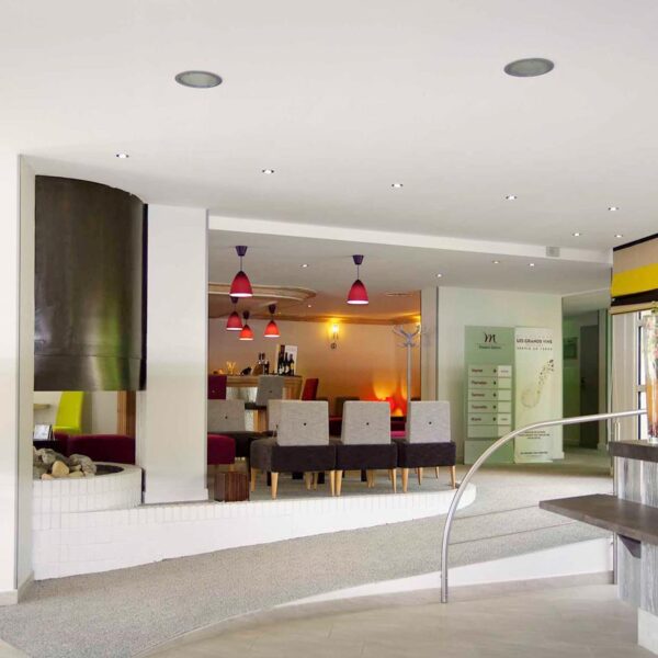 Yeganehtours.com_Mercure_Annecy_Sud_Hotel_02