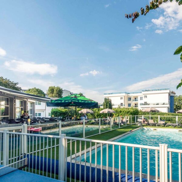 Yeganehtours.com_Mercure_Annecy_Sud_Hotel_03