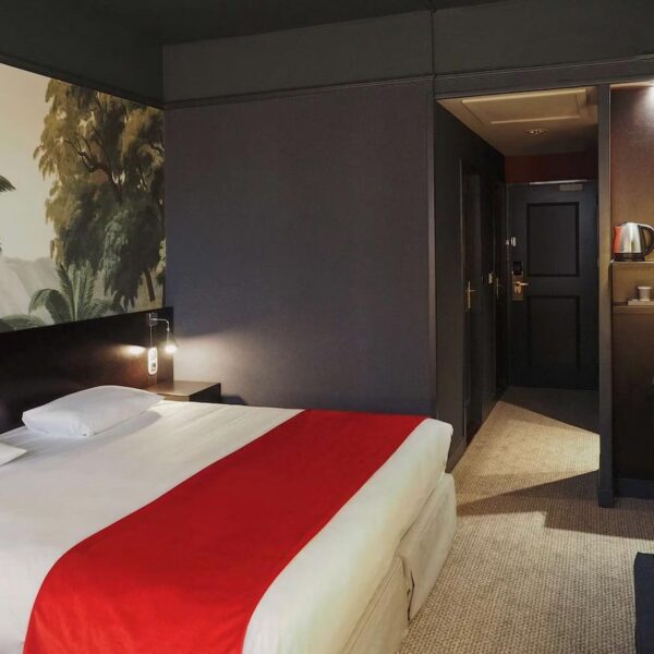 Yeganehtours.com_Mercure_Bordeaux_Chateau_Chartrons_16