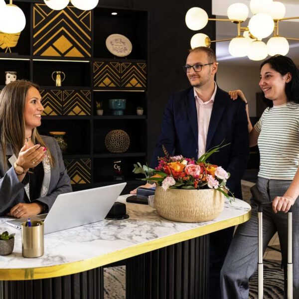 Yeganehtours.com_Mercure_Lyon_Centre_Saxe_Lafayette_05