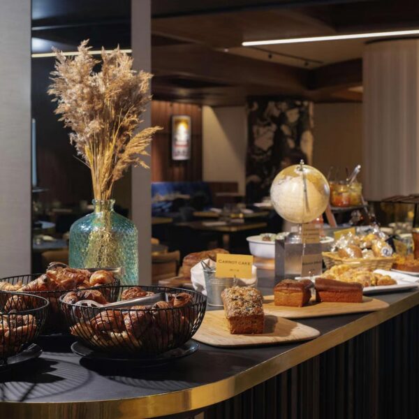 Yeganehtours.com_Mercure_Lyon_Centre_Saxe_Lafayette_17