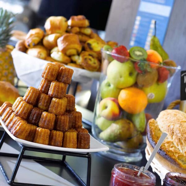 Yeganehtours.com_Novotel_Bordeaux_Centre_Gare_Saint_Jean_02 Yeganehtours com Novotel Bordeaux Centre Gare Saint Jean 02