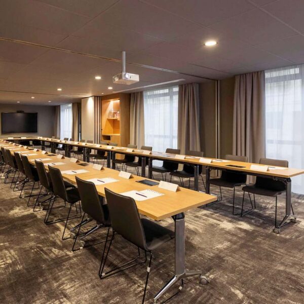Yeganehtours.com_Novotel_Bordeaux_Centre_Gare_Saint_Jean_07 Yeganehtours com Novotel Bordeaux Centre Gare Saint Jean 07