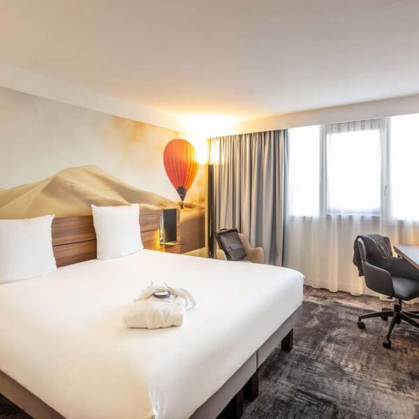 Yeganehtours.com_Novotel_Bordeaux_Centre_Gare_Saint_Jean_11 Yeganehtours com Novotel Bordeaux Centre Gare Saint Jean 11