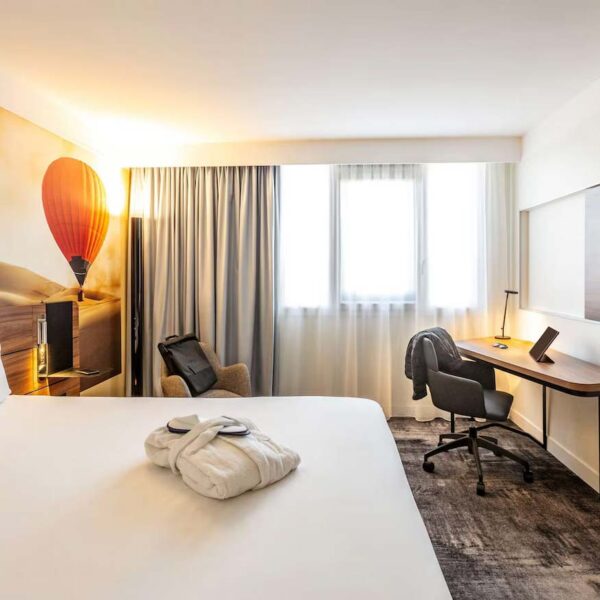 Yeganehtours.com_Novotel_Bordeaux_Centre_Gare_Saint_Jean_12 Yeganehtours com Novotel Bordeaux Centre Gare Saint Jean 12