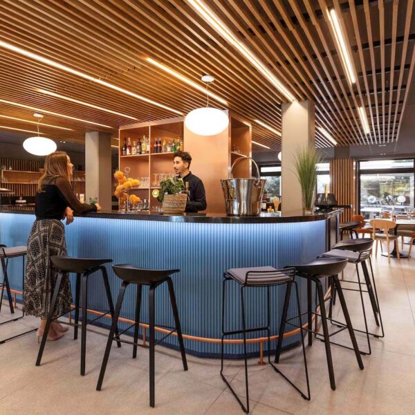 Yeganehtours.com_Novotel_Bordeaux_Centre_Gare_Saint_Jean_15 Yeganehtours com Novotel Bordeaux Centre Gare Saint Jean 15